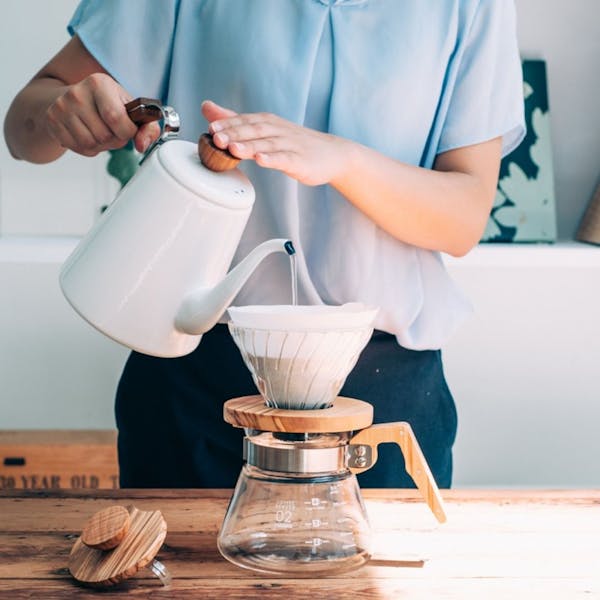 Hario V60 Coffee Server Olive Wood 600 ml