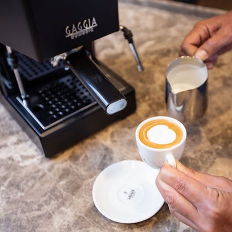 Gaggia Milano RI9480/14 New Classic Pro 2019 Siyah Espresso Makinesi