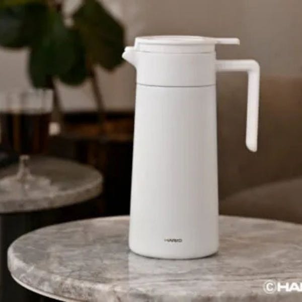 Hario Yalıtımlı Servis Sürahisi (800 ml) – Beyaz