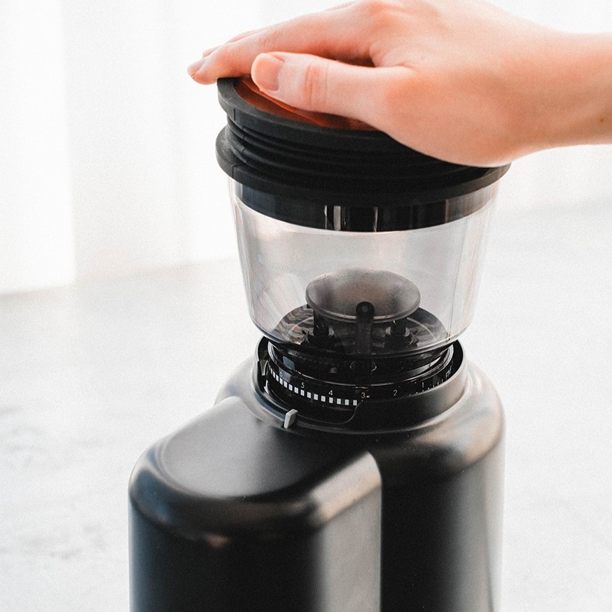 Hario Elektrikli Kahve Öğütücü Compact N